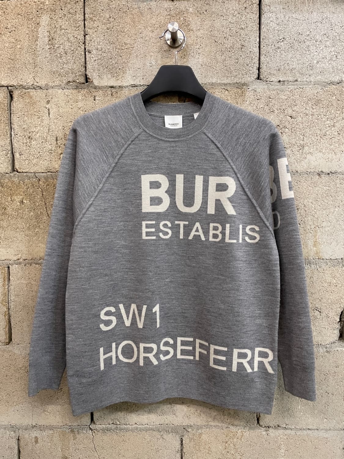 버버리 호스페리 니트  상품이미지1