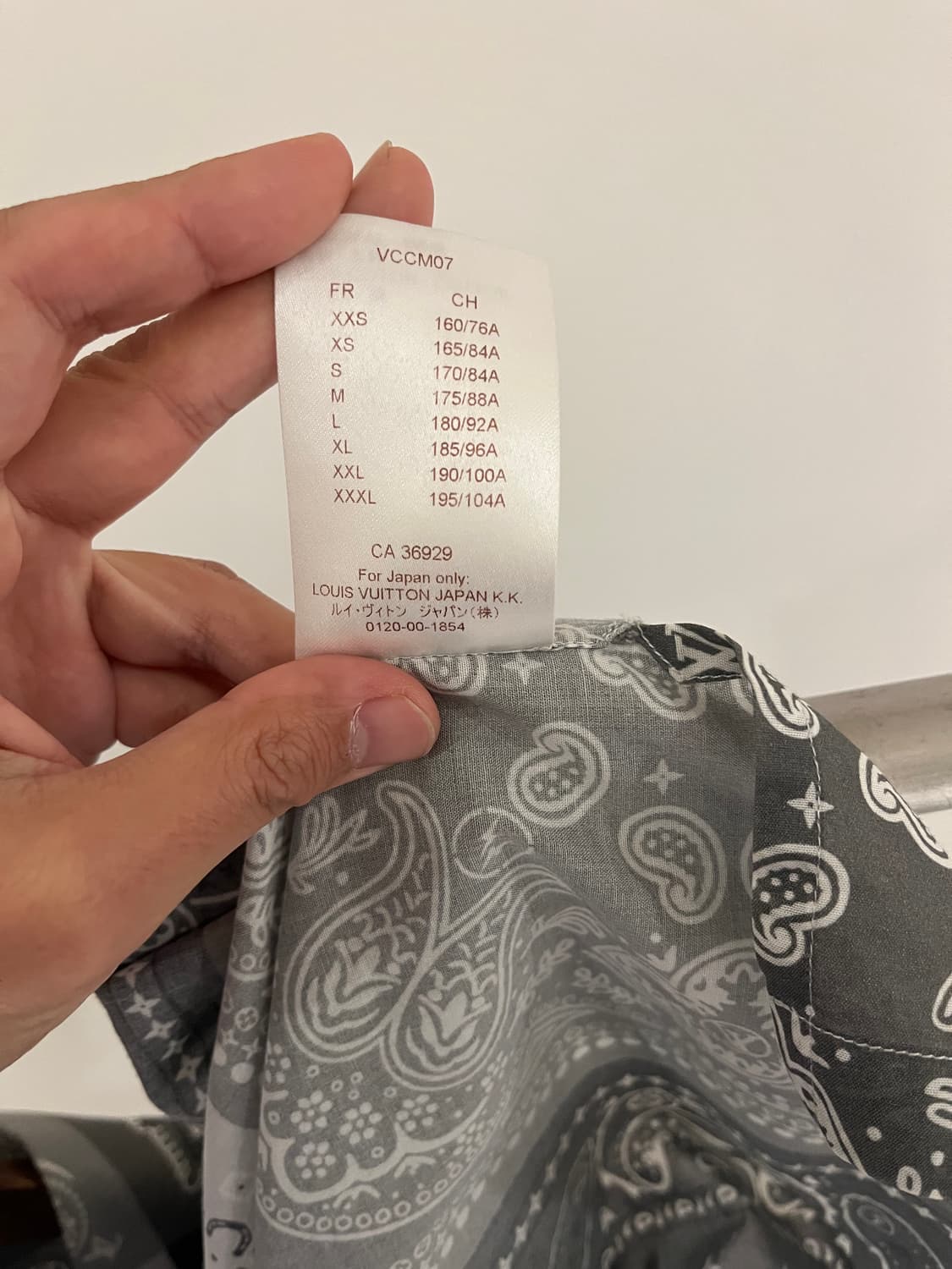 Louis Vuitton 2017 Bandana Print Shirts 상품이미지5