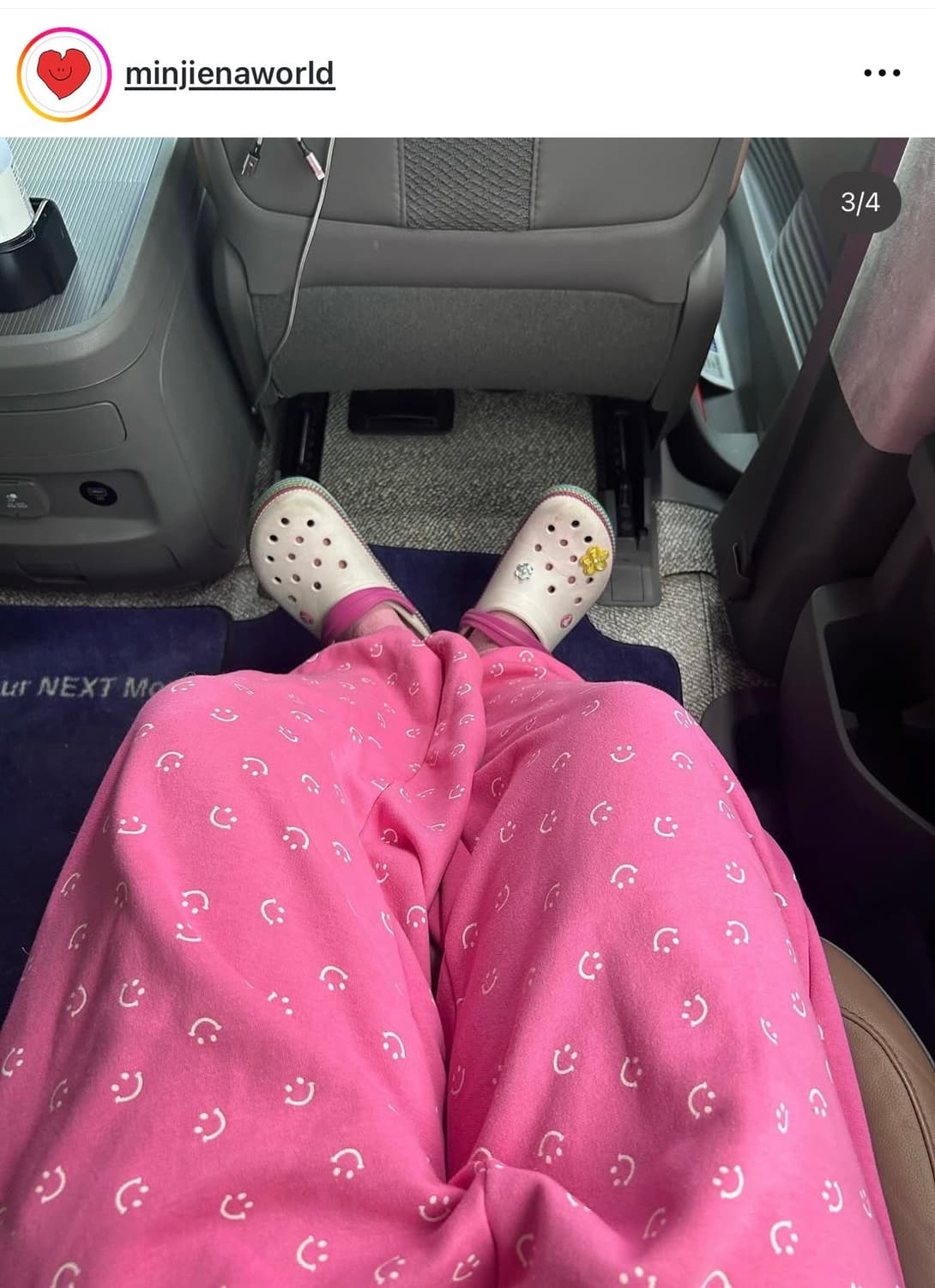 민지에나 핑크 스마일 후드 셋업 상품이미지2