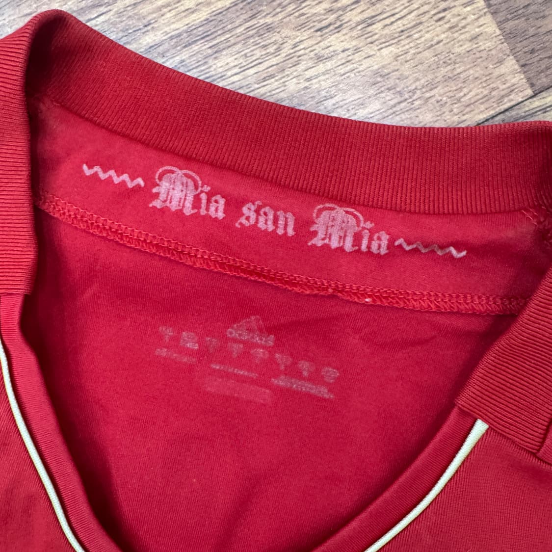 S 아디다스 바이에른뮌헨 11-12시즌 홈 유니폼  상품이미지8