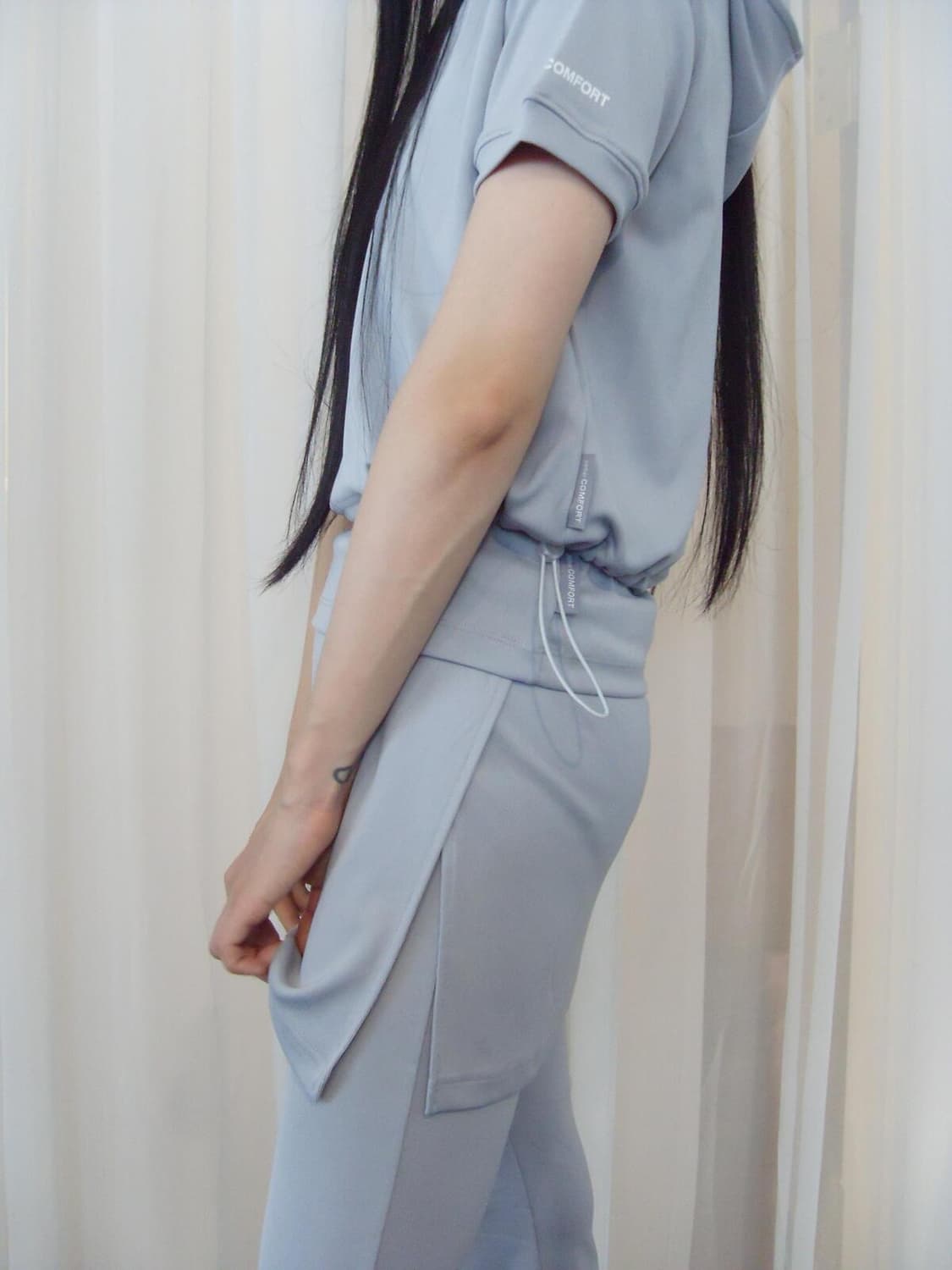 지초이컴포트 24-004 HOODED SLEEVELESS 상품이미지2