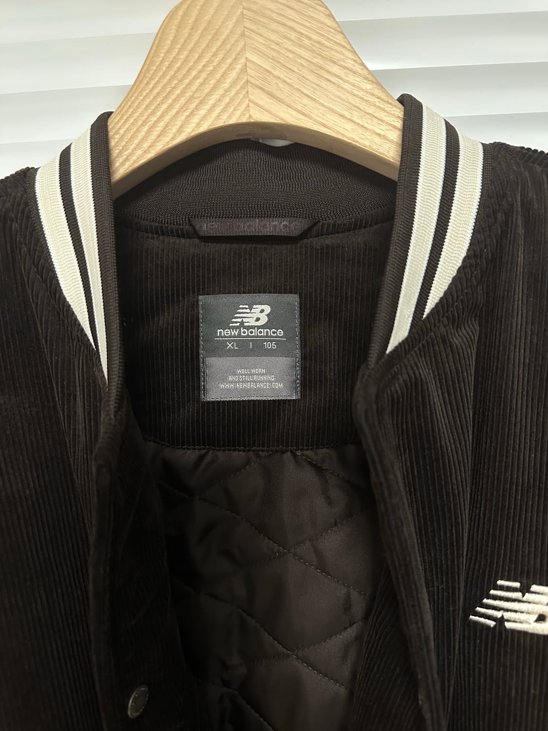 뉴발란스 헤리티지 코듀로이 바시티 패딩  상품이미지4