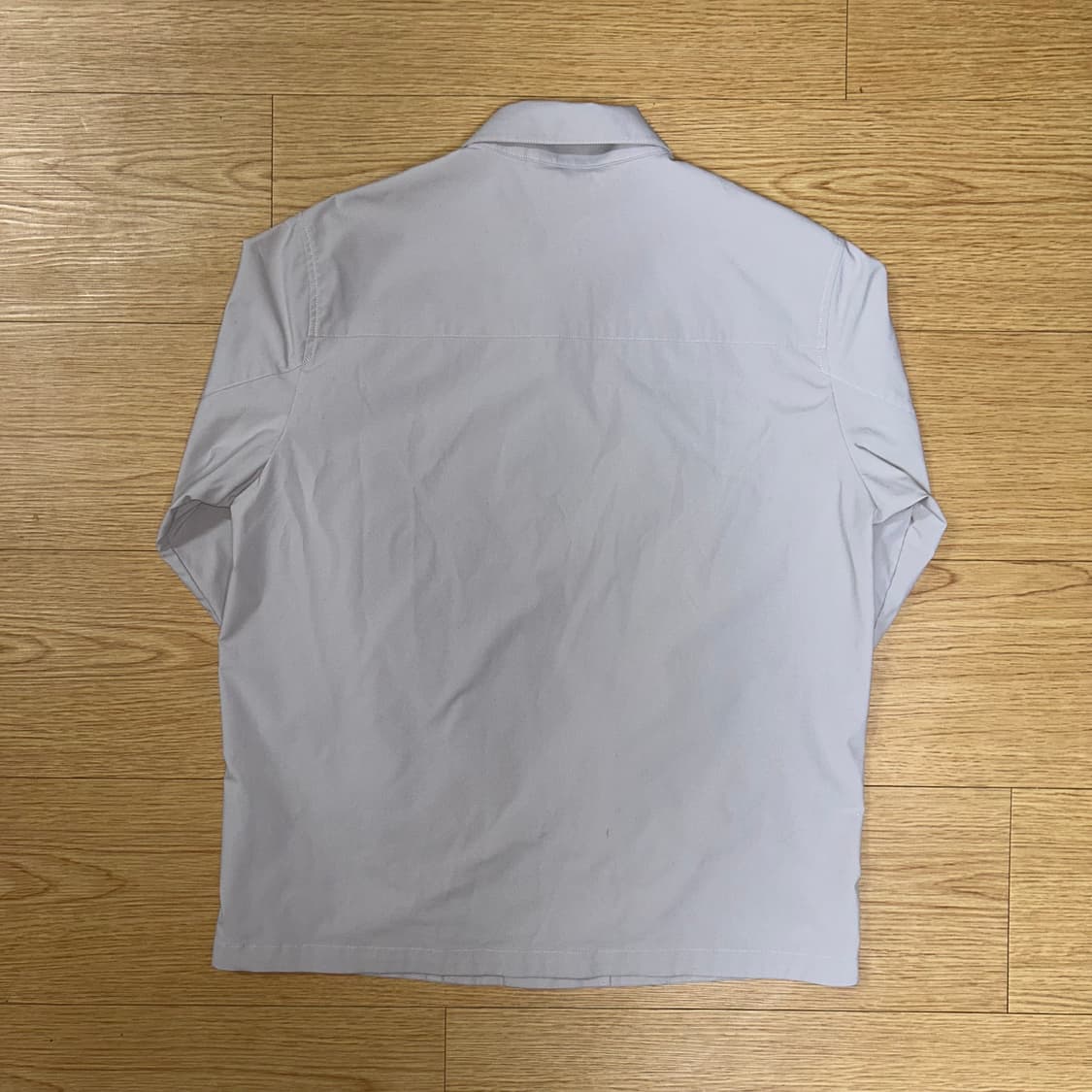 유니클로 X 띠어리 감탄 셔츠 자켓 상품이미지3