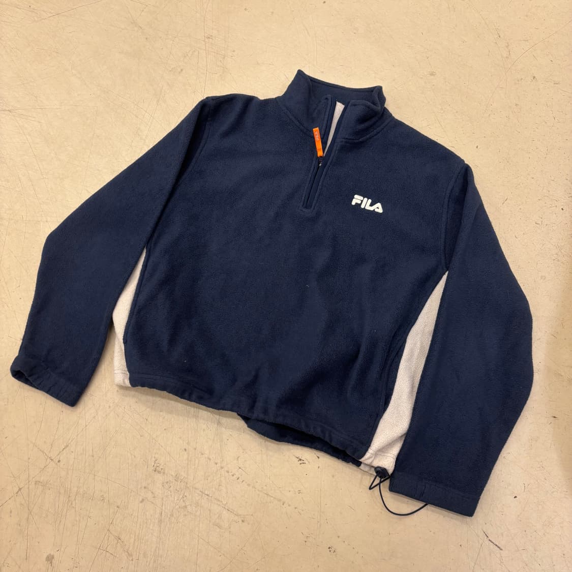 휠라 네이비 스몰로고 하프집업 플리스 상품이미지1