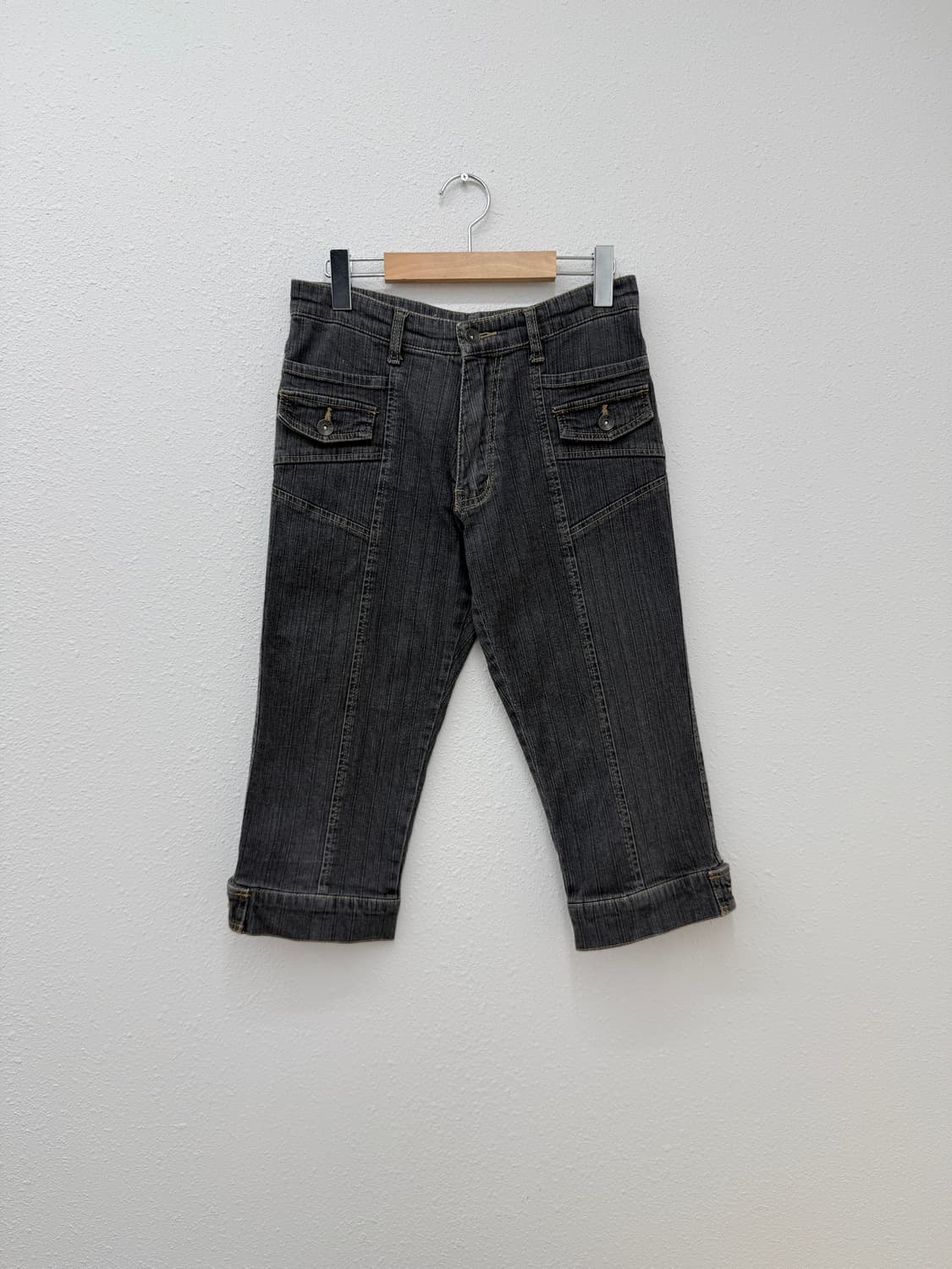 빈티지 블랙 포켓 디테일 카프리 팬츠 상품이미지1