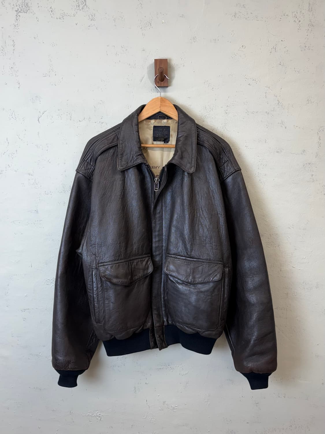 아비렉스 오리지날 A-2 레더 플라이트 자켓 상품이미지1