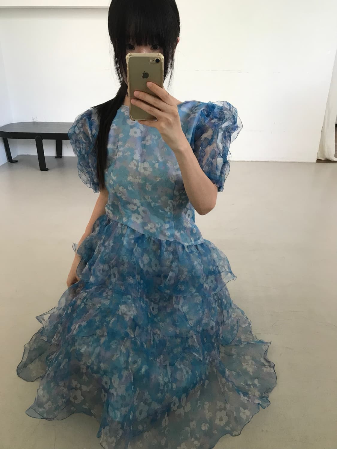 vintage blue pattern ruffle one-piece 상품이미지3