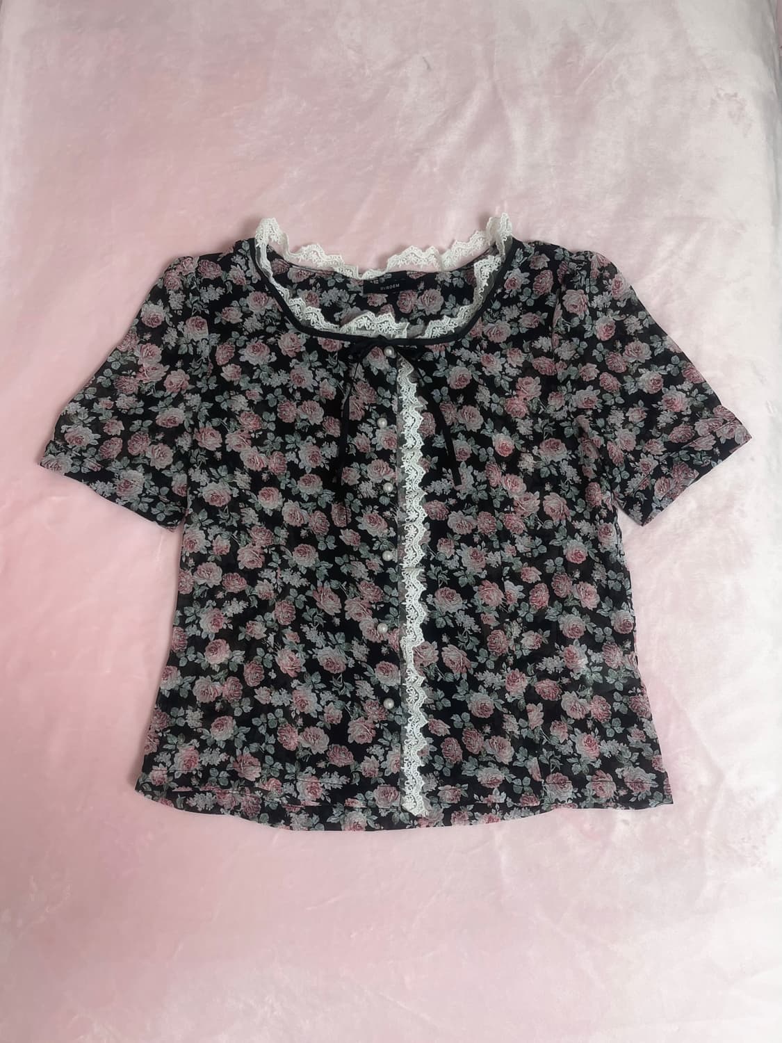 히메갸루 레이스 리본 플라워 블라우스 엑시즈팜 레스트로즈 로사체리 상품이미지1