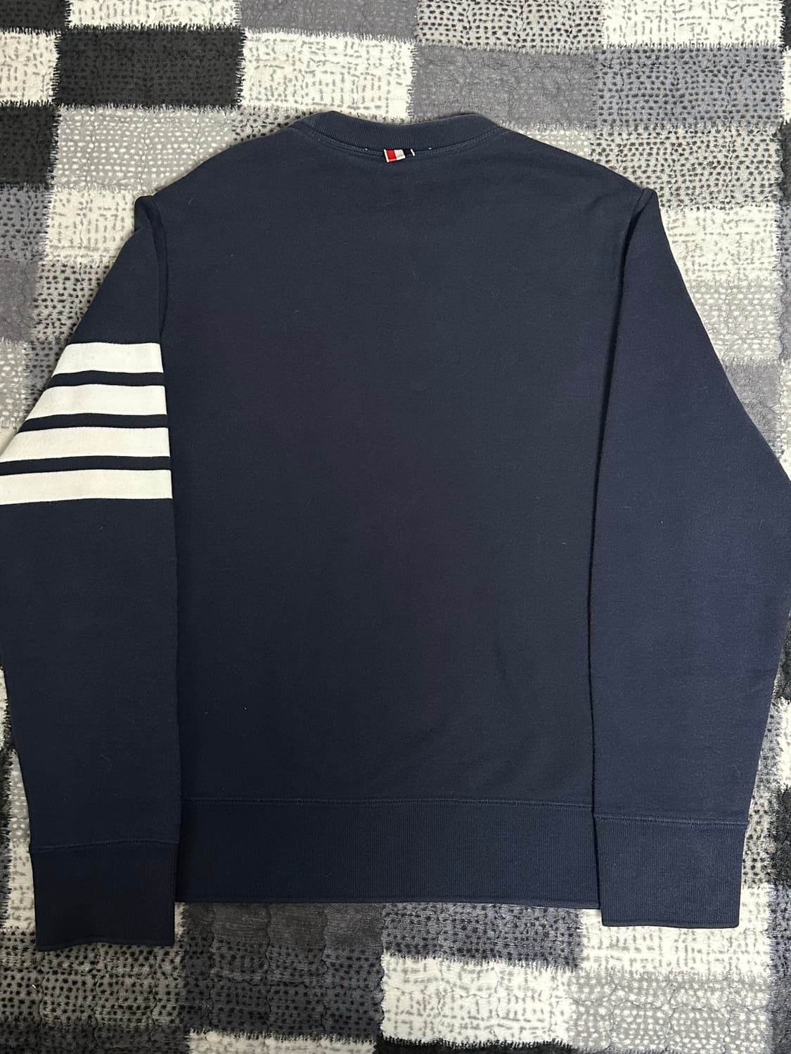 (상태S) 톰브라운 맨투맨 네이비 4사이즈 상품이미지3