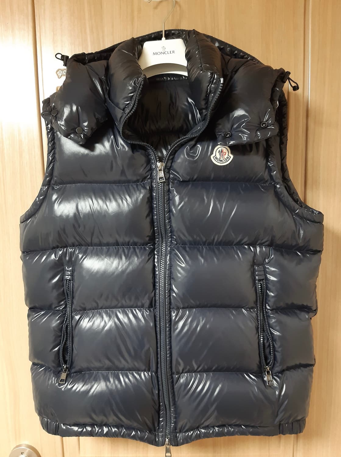 몽클레어 패딩 조끼 후드 상품이미지1