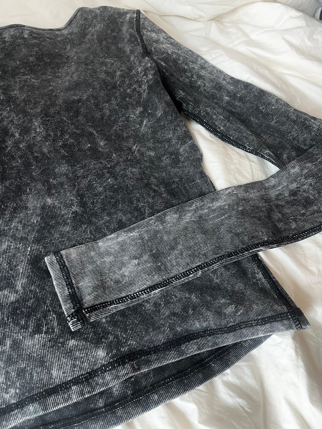 DIESEL 롱 슬리브 A12067OKHAS s size 상품이미지5
