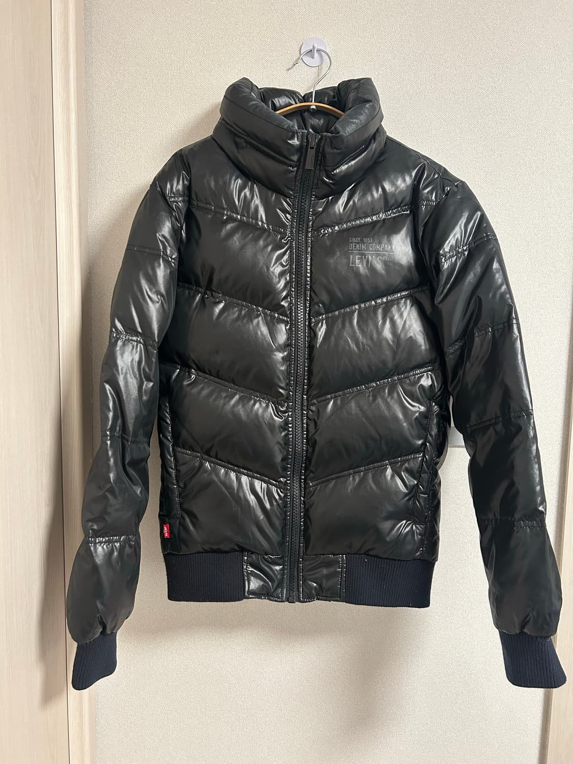 리바이스 블랙 숏패딩 상품이미지1