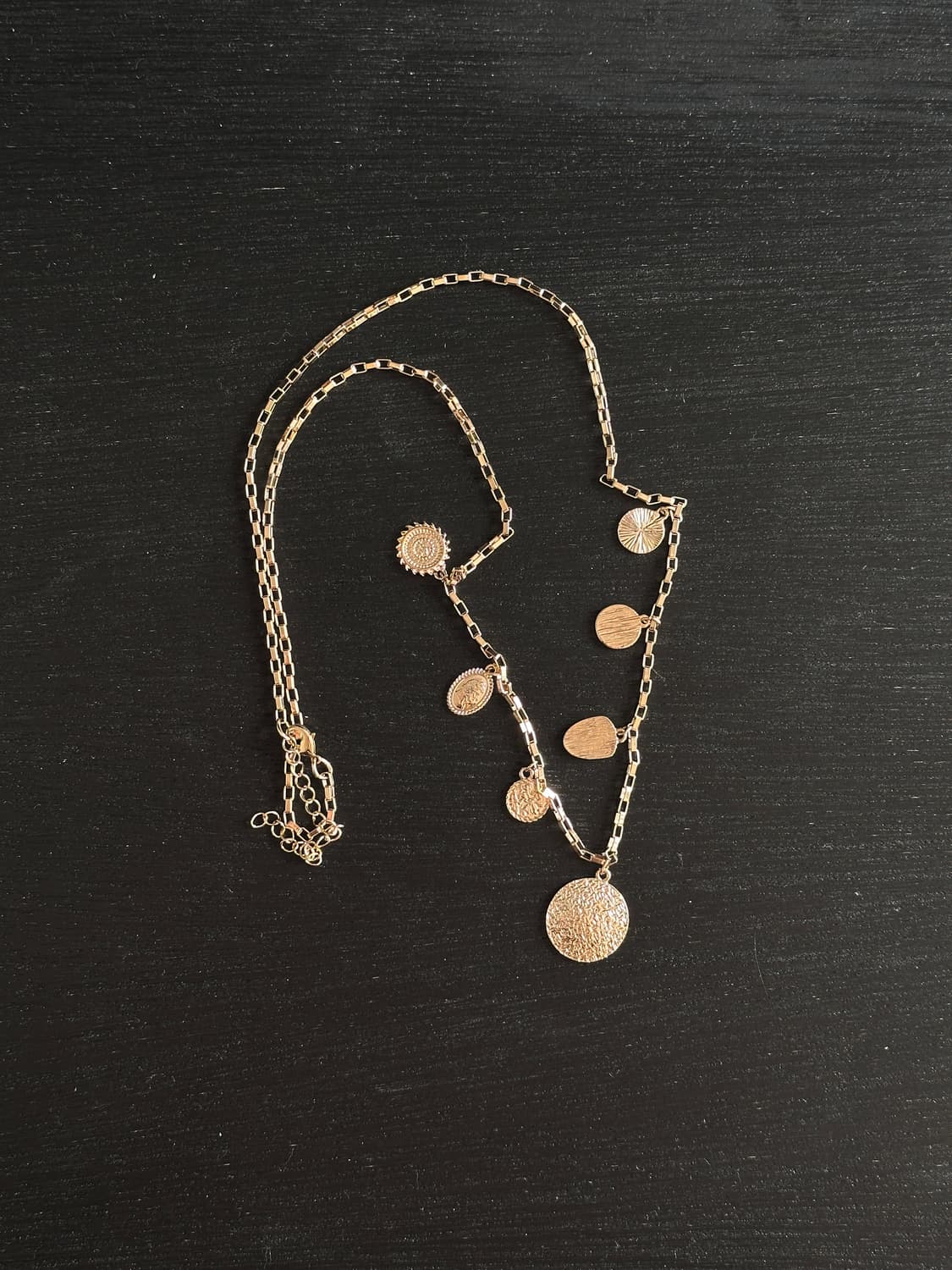 zara 골드 드롭 네크리스 상품이미지1