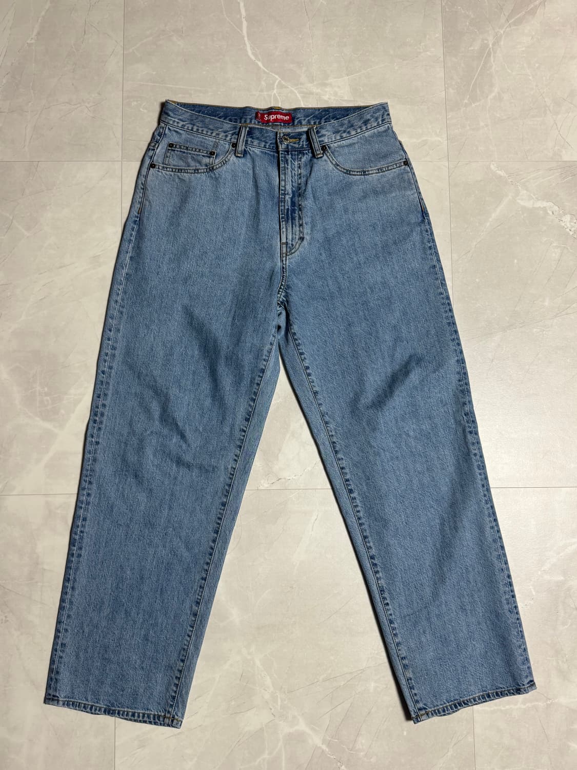슈프림 25fw 배기진 워시드 인디고 연청 30사이즈 상품이미지3