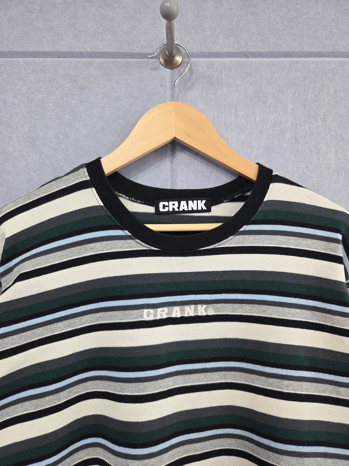 CRANK 크랭크 멀티 스트라이프 긴팔 티셔츠 상품이미지2