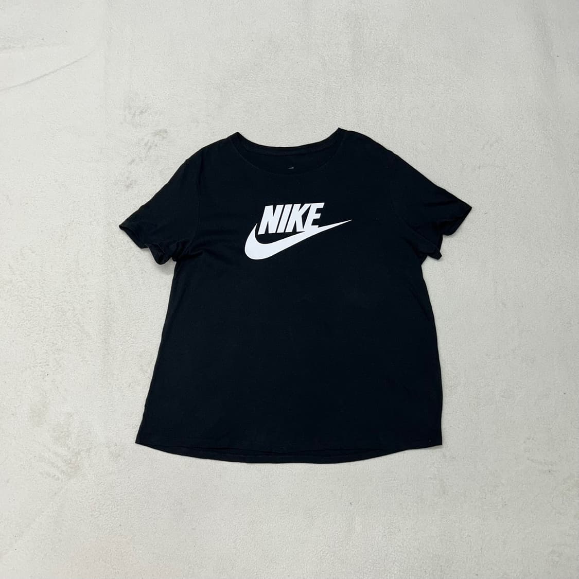 Nike black T-shirts 상품이미지4
