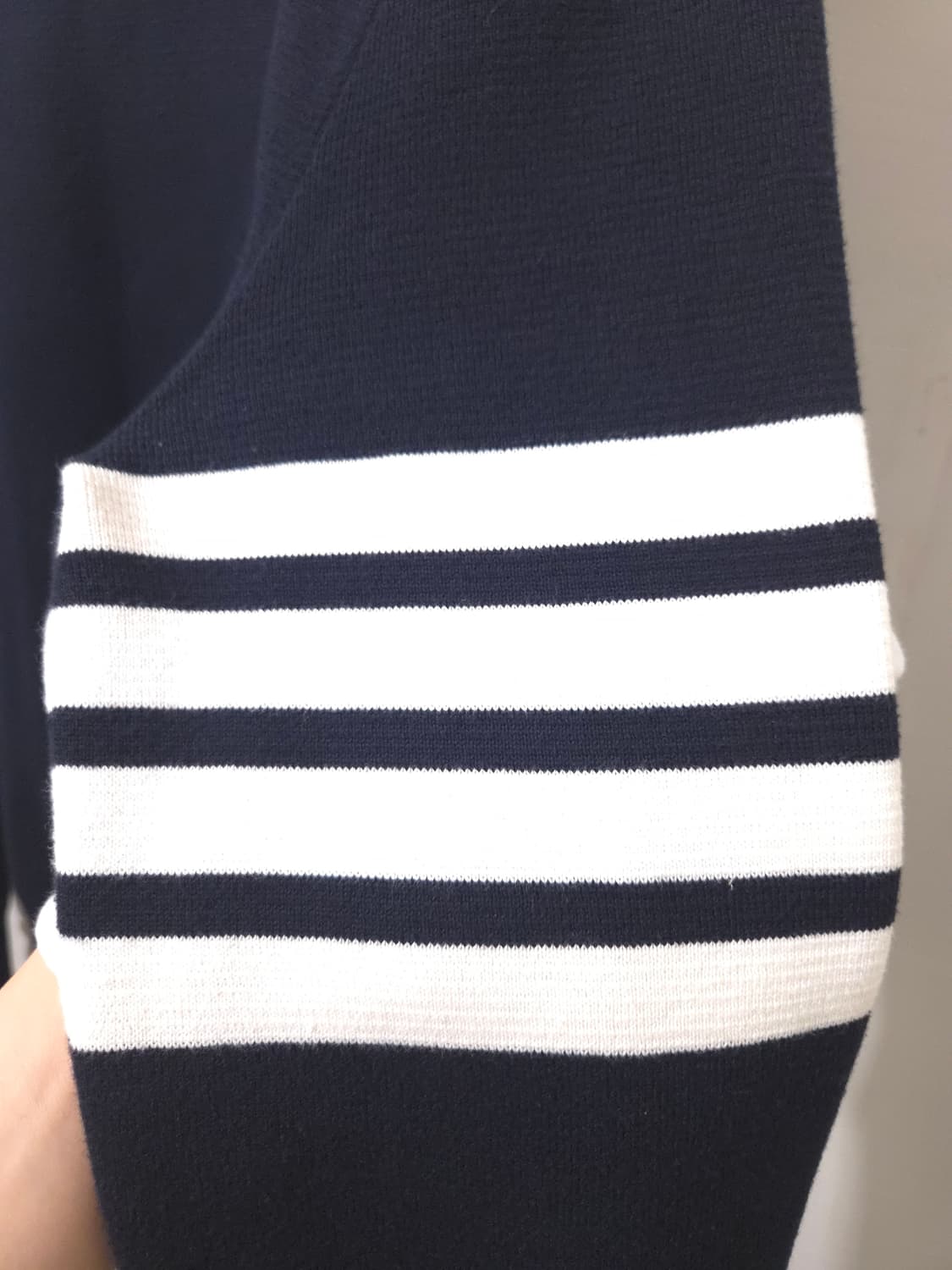 [새상품급] 톰브라운 밀라노스티치 금장 니트 4 Size 상품이미지7