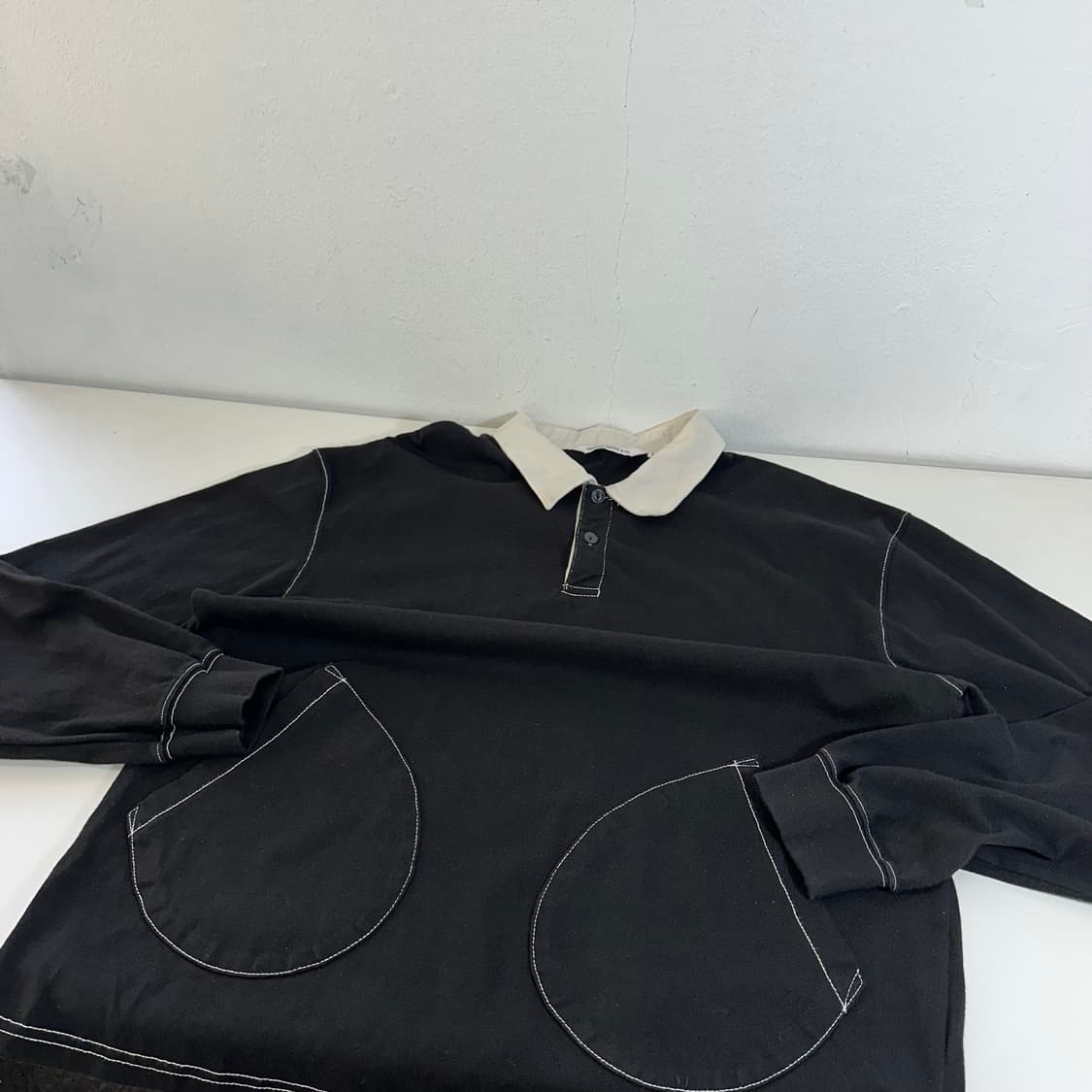 L 유니폼브릿지 블랙 화이트스티치 긴팔카라티 상품이미지1