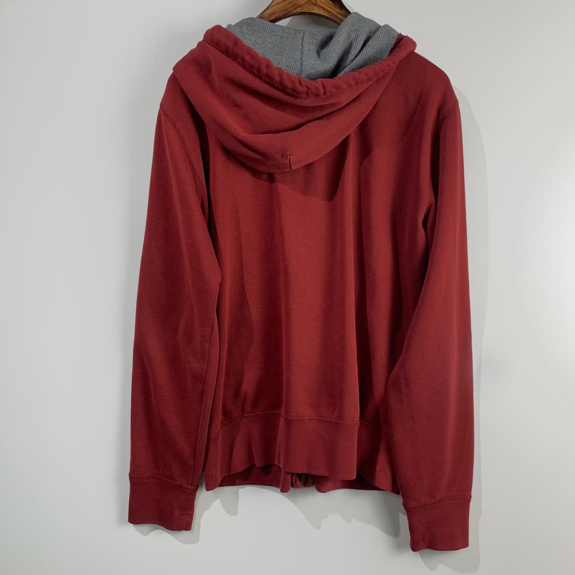 후아유 y2k 와투케 버건디 후드집업 상품이미지3