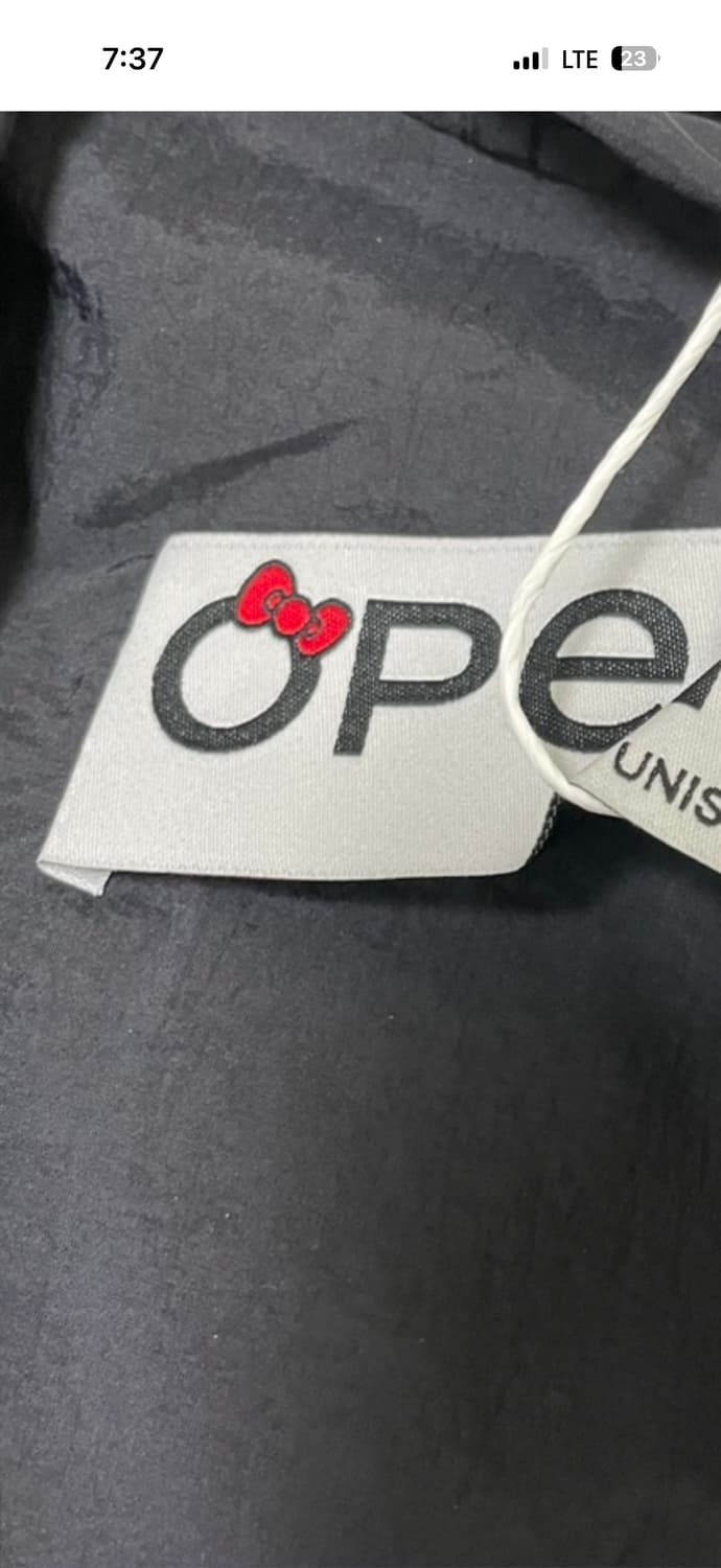 오픈와이와이 헬로키티 콜라보 윈드브레이커 새상품 상품이미지4