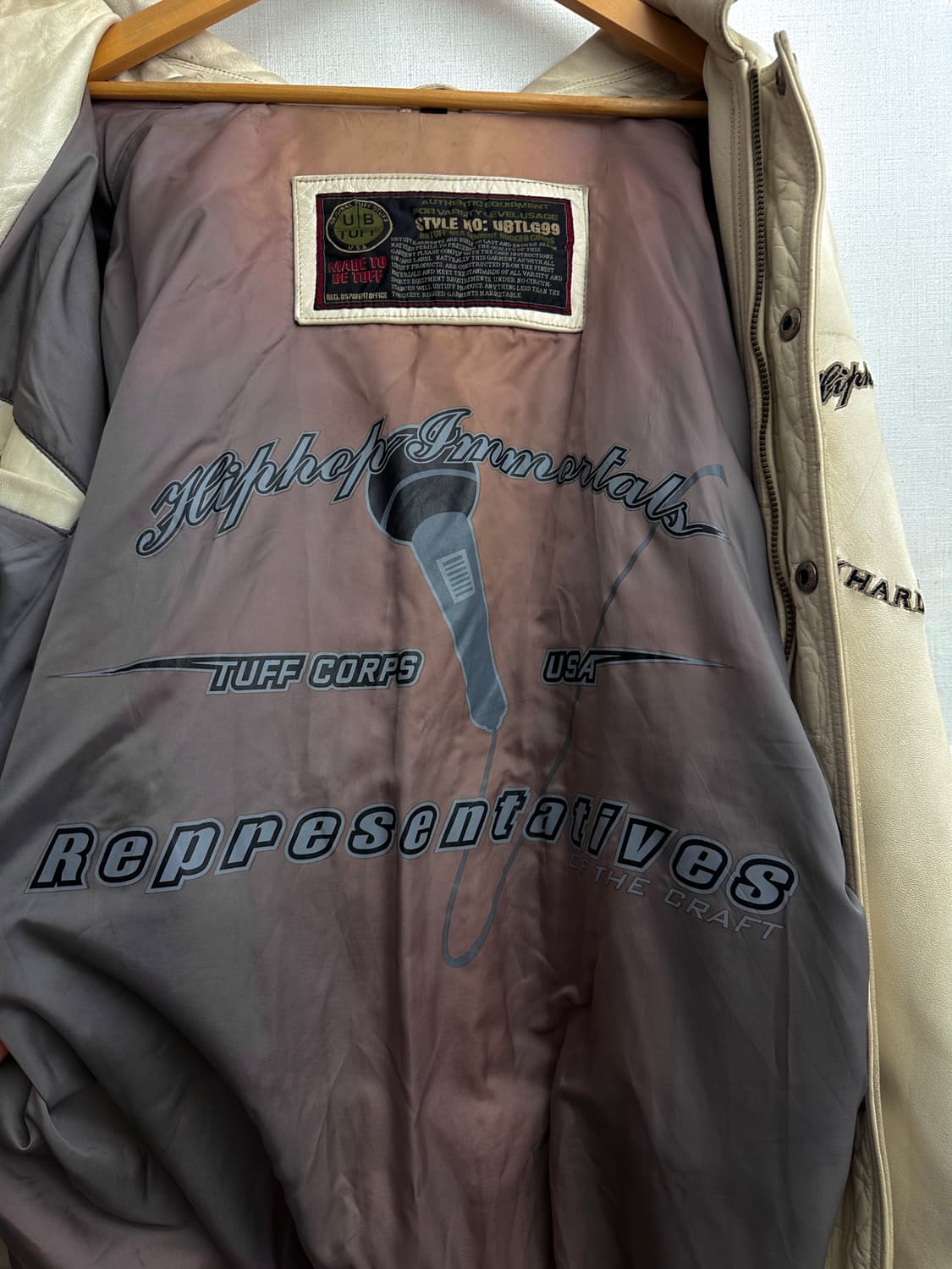 UB Tuff "Mic drop" 콜로서스 오버 레더 자켓 상품이미지10