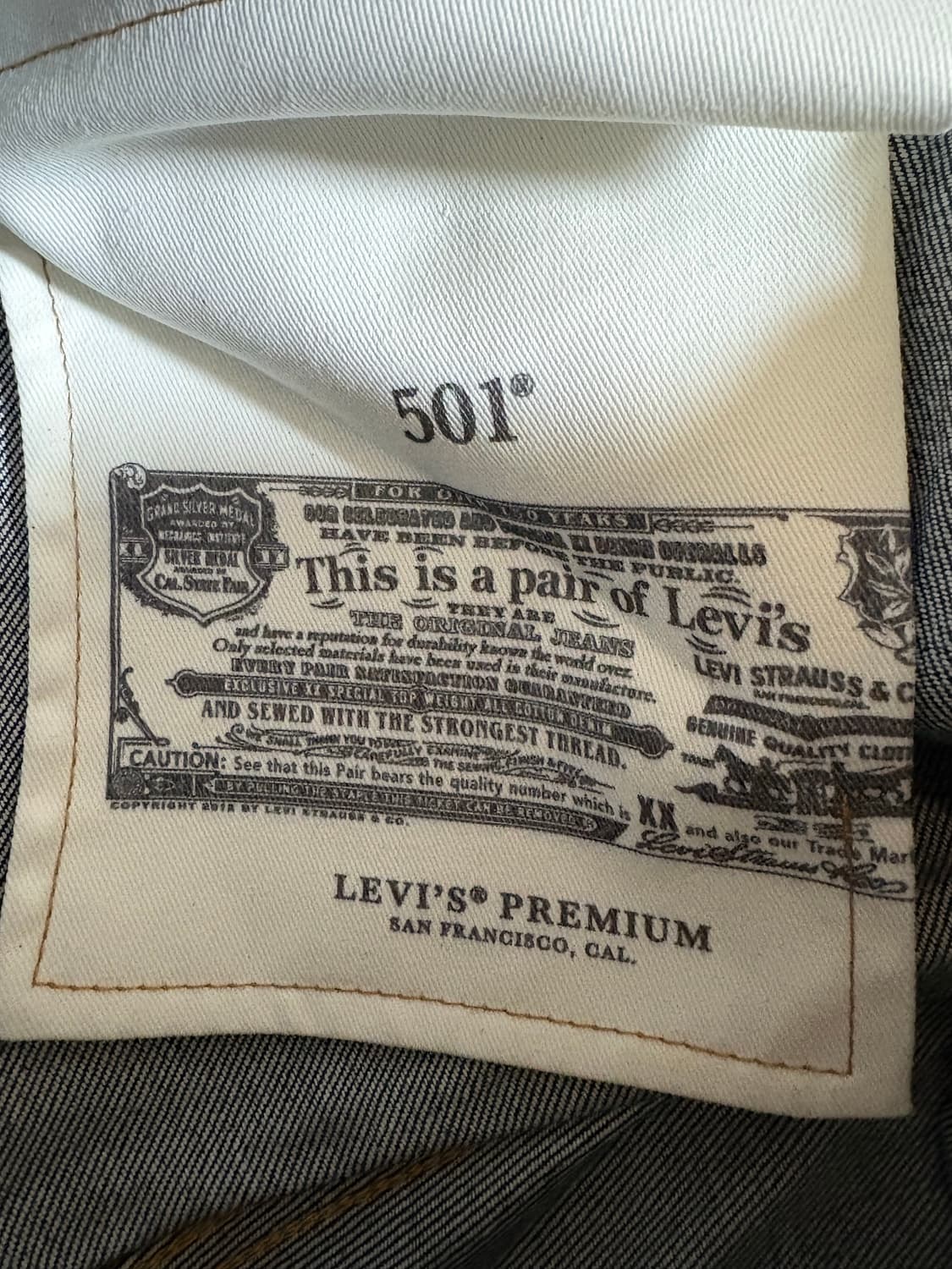 리바이스 501 프리미엄 셀비지 데님 새제품입니다 상품이미지4