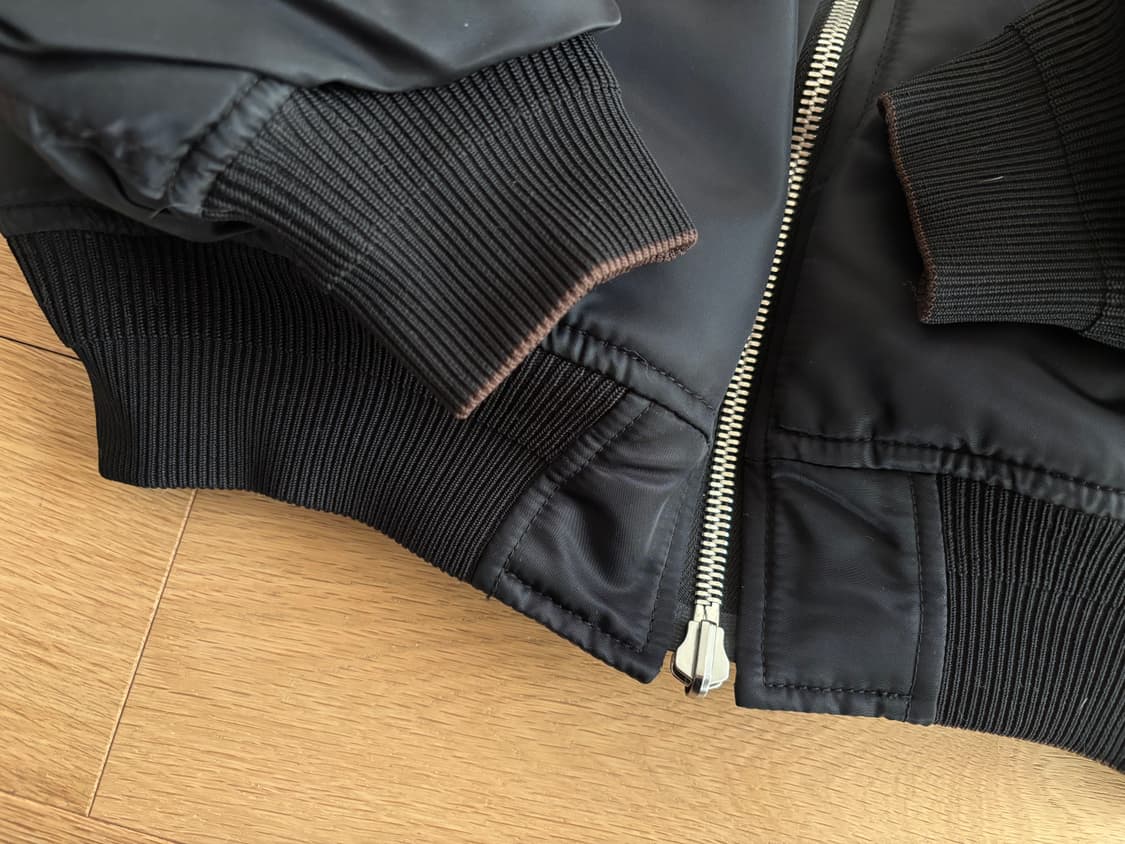 22FW 준지 여성 리버시블 퀼팅 MA-1 점퍼 34 상품이미지2