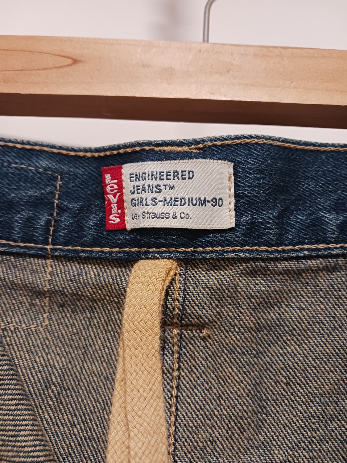 리바이스 엔지니어드 롱데님스커트 상품이미지3