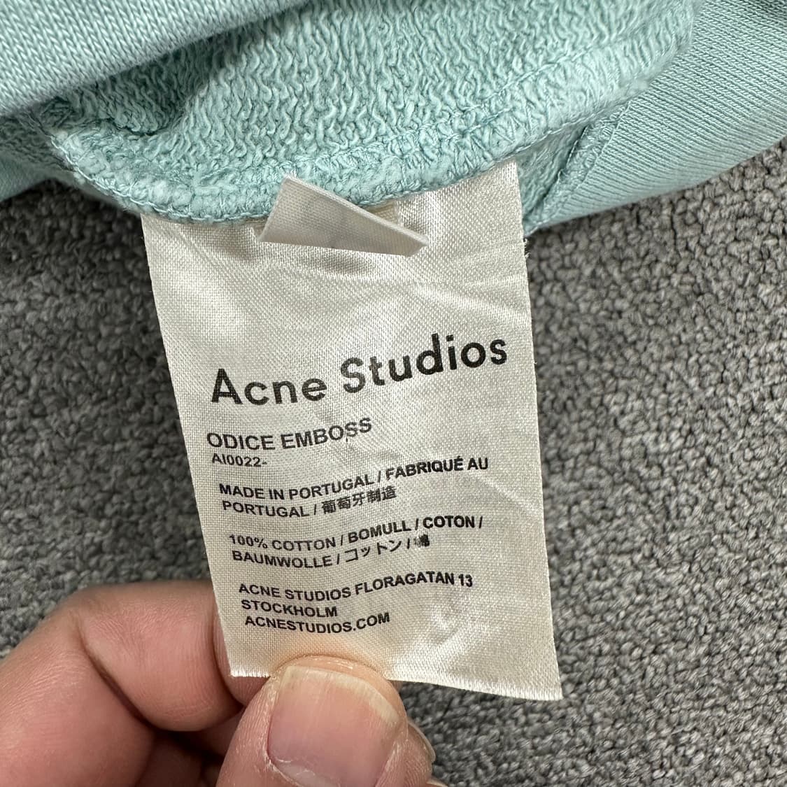 아크네스튜디오 미드로고 크롭맨투맨 상품이미지4