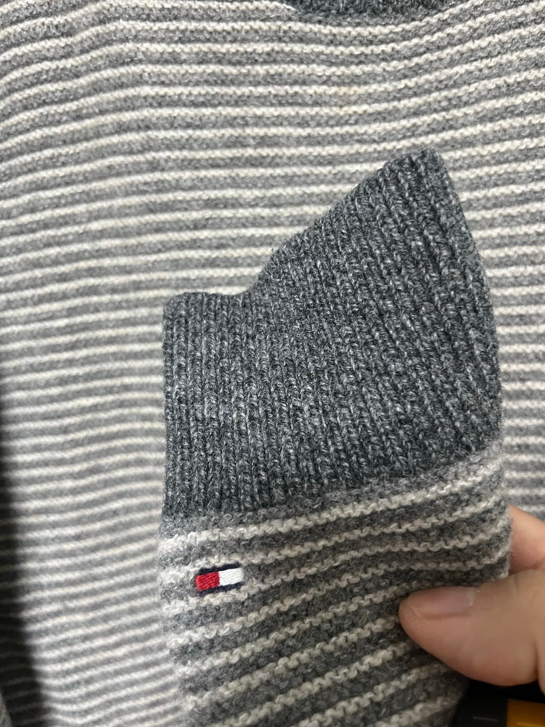 타미힐피거 스트라이프 니트 상품이미지4