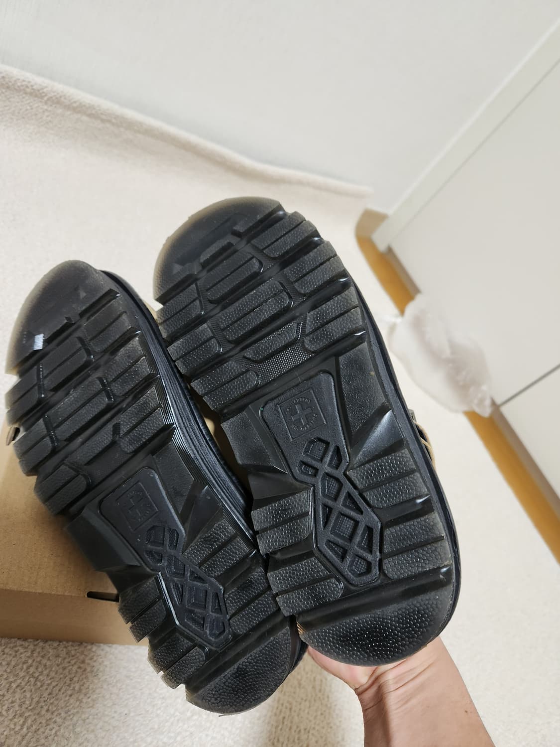 닥터마틴 제브잭 뮬 샌들 베이지 새상품 260 상품이미지6