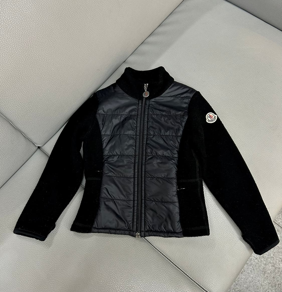 몽클레어 키즈 기모 패딩집업(3세/98cm) 상품이미지3
