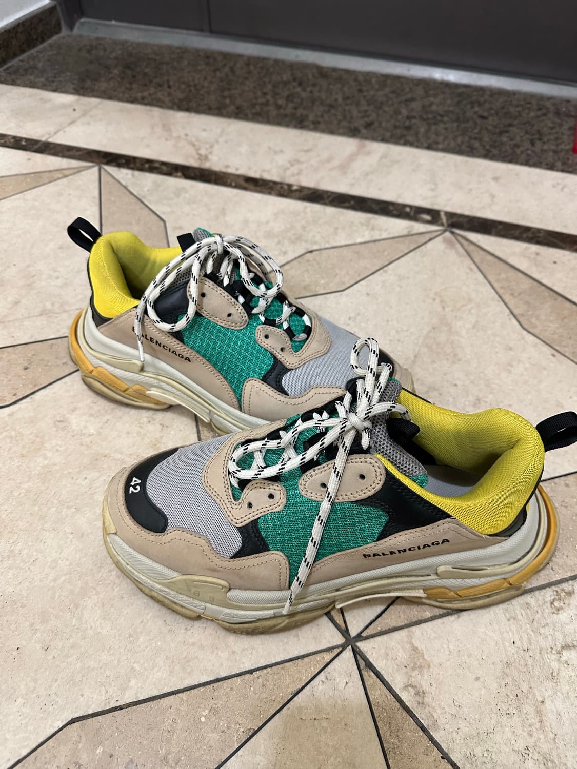 발렌시아가 트리플s 42 상품이미지4