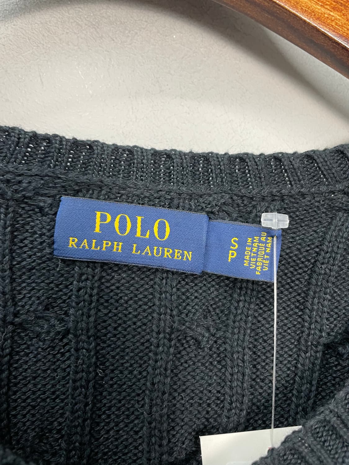 폴로 랄프로렌 블랙 케이블 브이넥 니트 H1035 상품이미지5