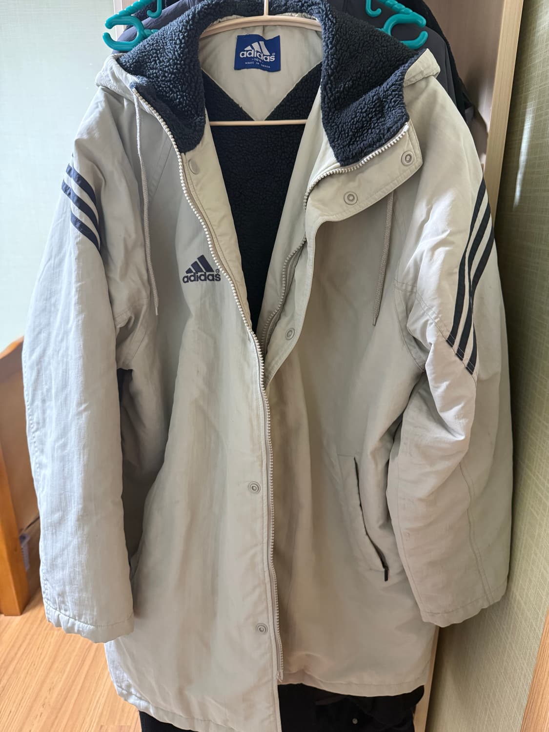 아디다스 올드스쿨 미디 돕바 상품이미지1