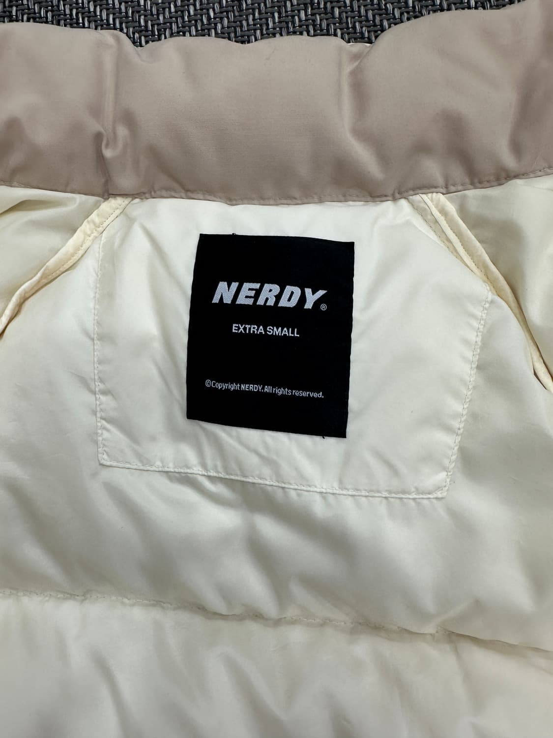 널디 크롭패딩 아이보리 상품이미지3