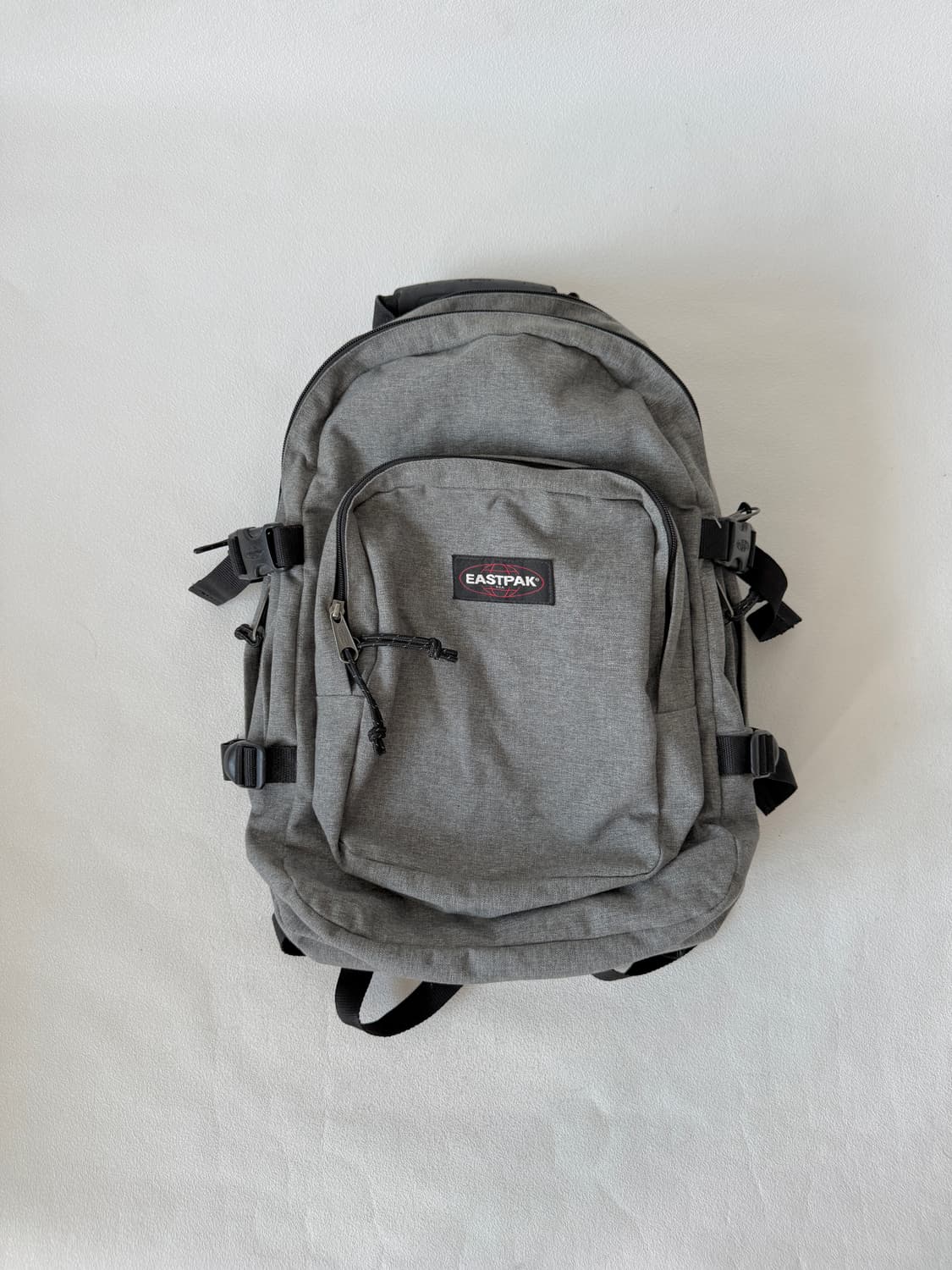 이스트팩(EASTPAK) 백팩 상품이미지1