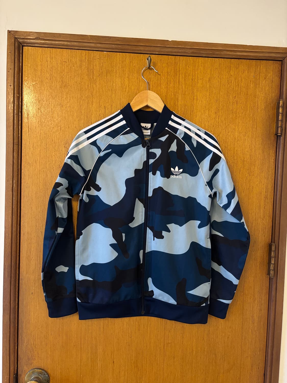 아디다스 카모 트랙탑져지 상품이미지1