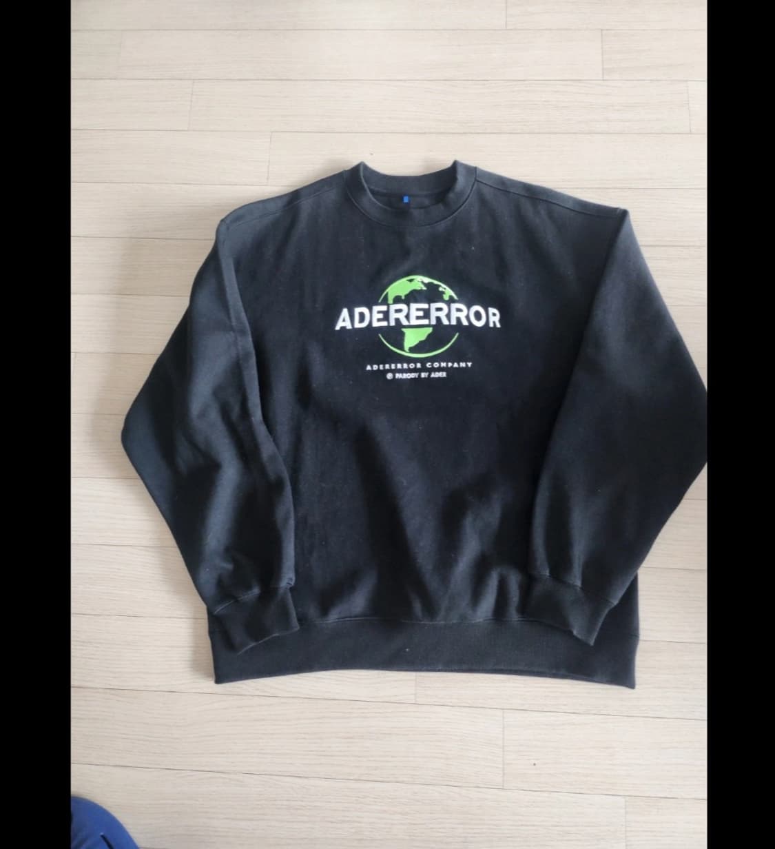 아더에러 맨투맨 블랙 A1 상품이미지1