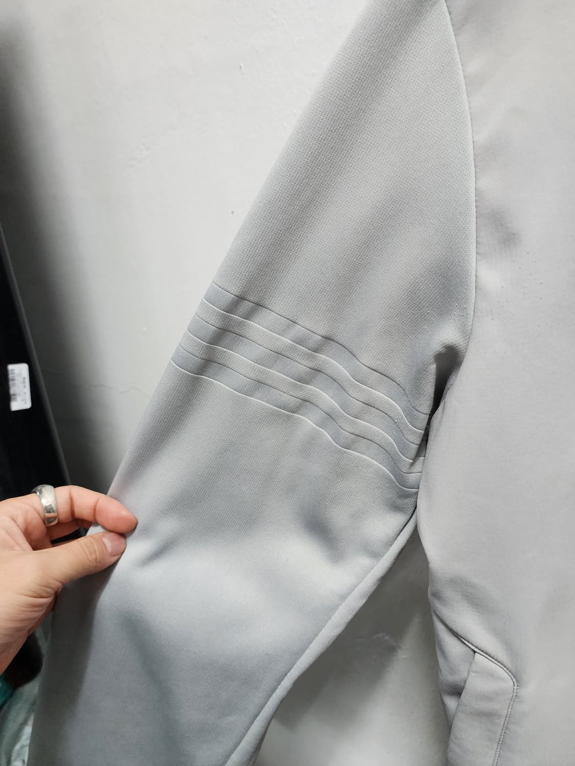 아디다스 클라이마웜 그레이 기모 트랙탑 상품이미지2