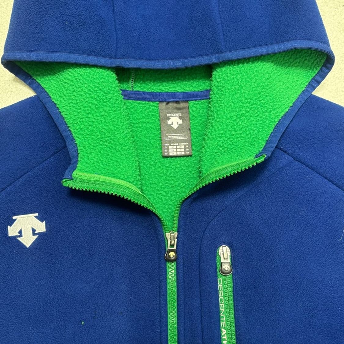 DESCENTE 폴리스 후드 조끼 블루 105 상품이미지4