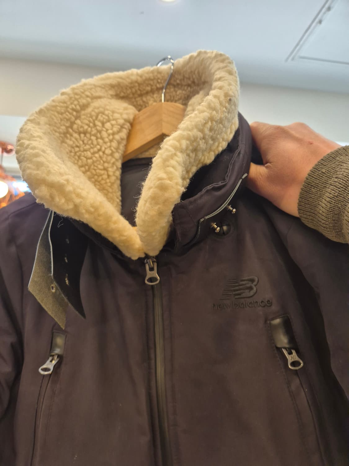 뉴발란스 무스탕 자켓 블랙 S 상품이미지9