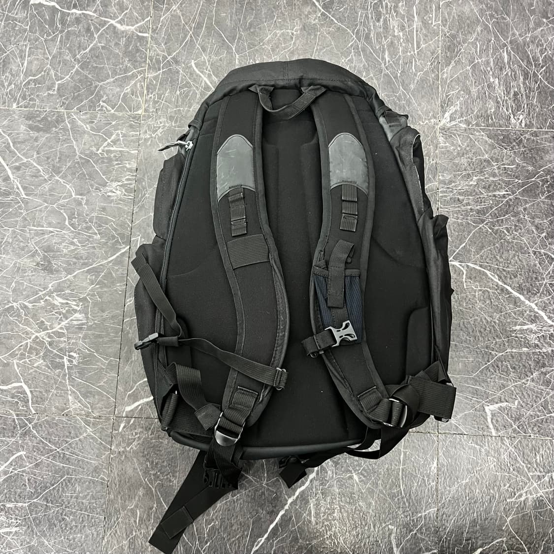 오클리 아이콘로고 택티컬 테크 기어 백팩 상품이미지4