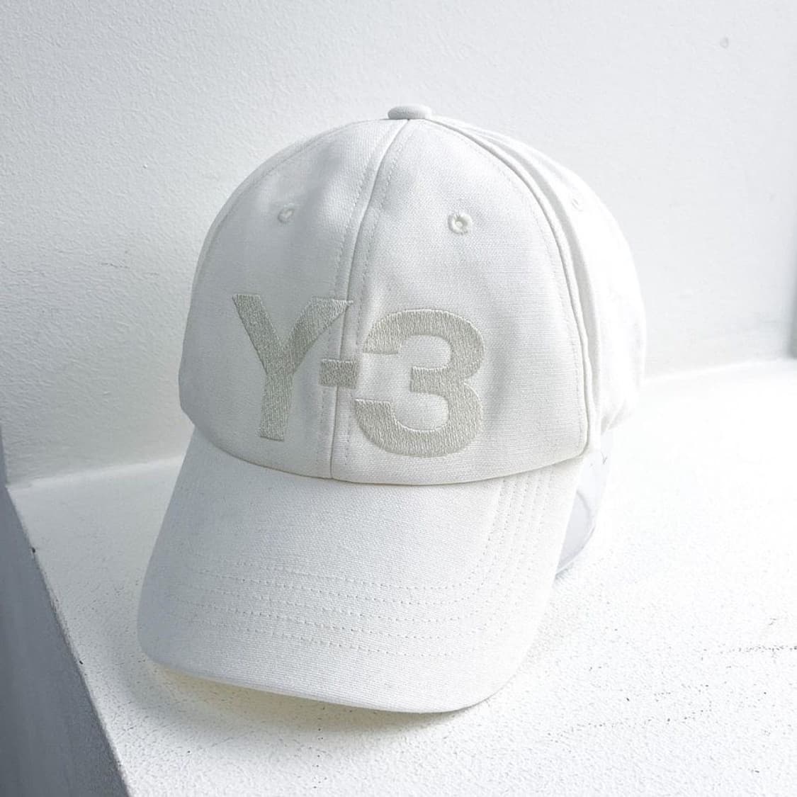 아디다스 x 요지 야마모토 Y-3 시그니처 화이트 볼캡 상품이미지1