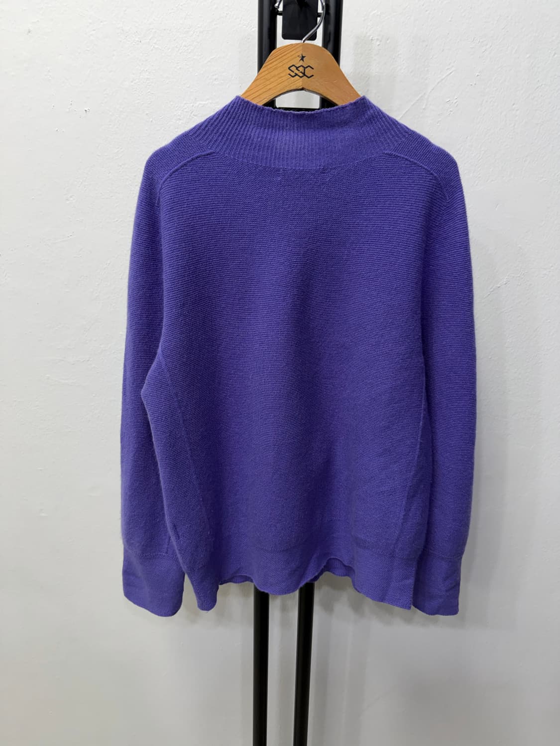 정품) 고비 23ss 캐시미어100 퍼플 라운드넥 니트 55 상품이미지5