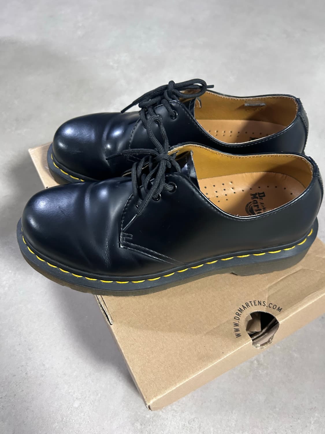 닥터마틴 1461 블랙 스무스 uk6 (240) 상품이미지2