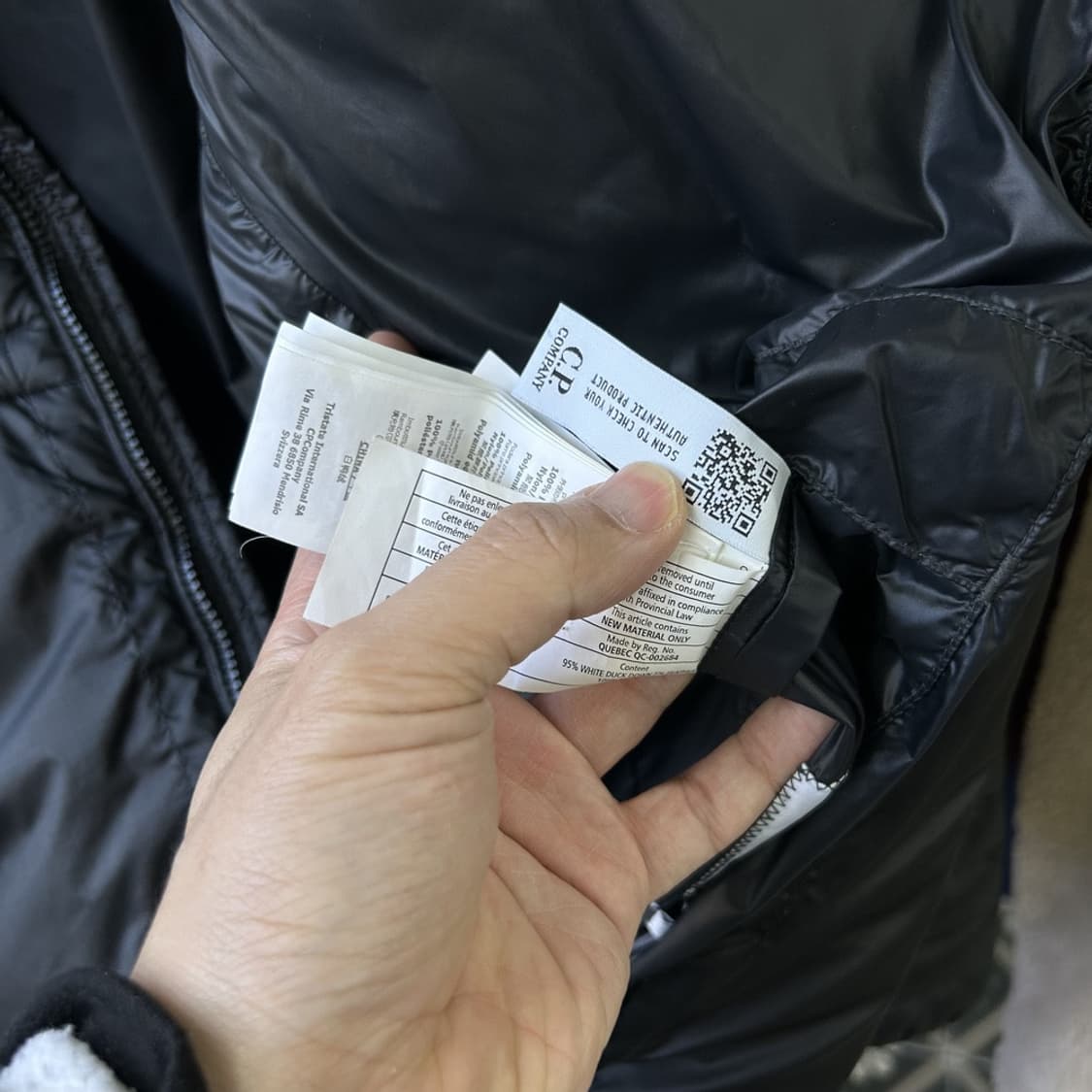 15582 - C.P 컴퍼니 D.D. SHELL 고글 다운 자켓 상품이미지4