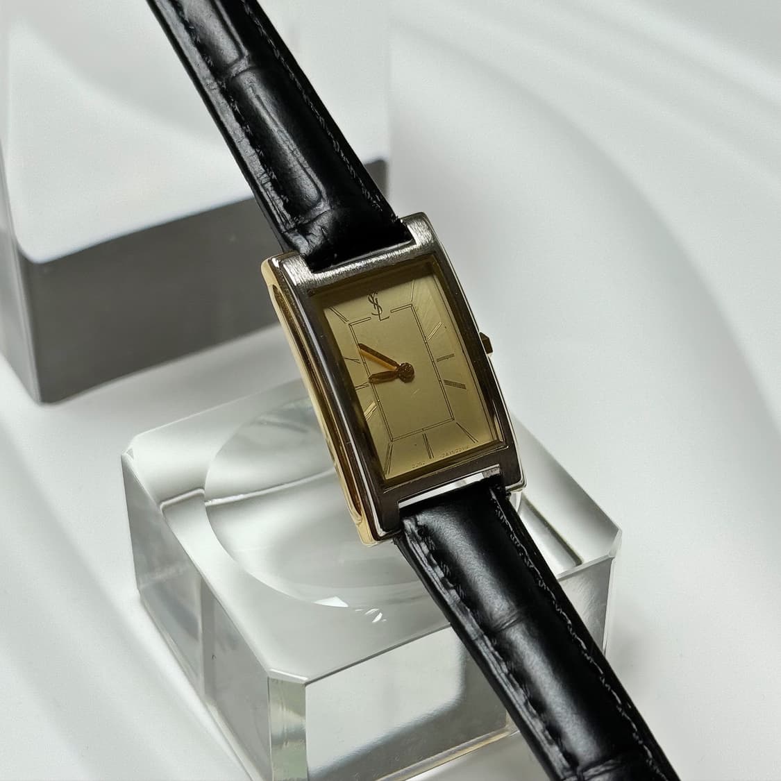 80's90's 빈티지 YSL 입생로랑 골드 렉탱글 드레스 워치 상품이미지4