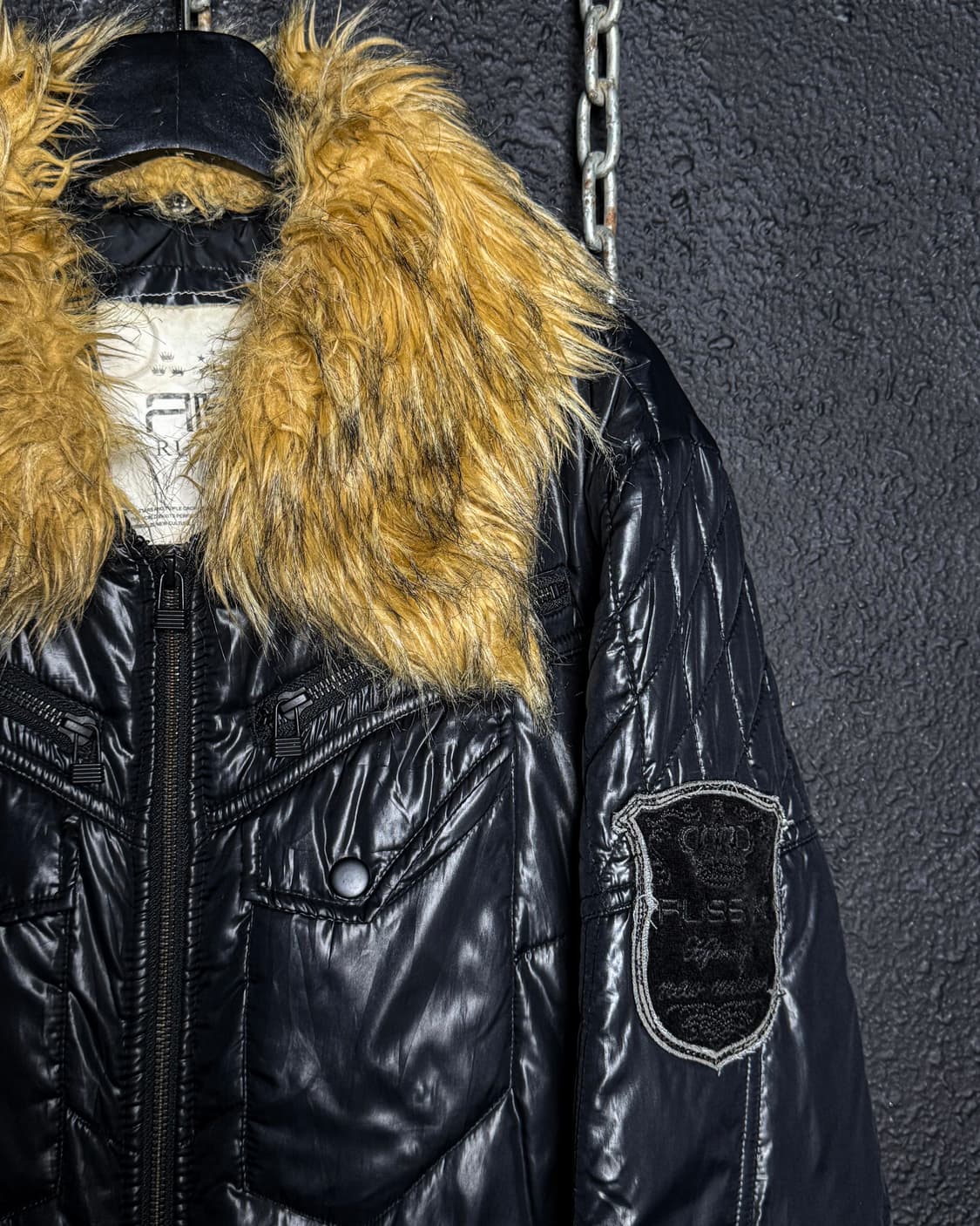 Fur Collar Glossy Black Quilted Jacket   상품이미지3