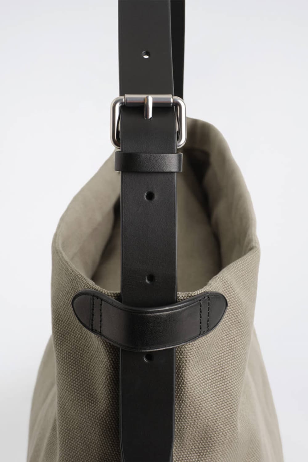 유틸리티 캔버스 메신저백 상품이미지6